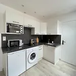Apartment Jardins De Castille - 200m Gare - Cinema Amiens